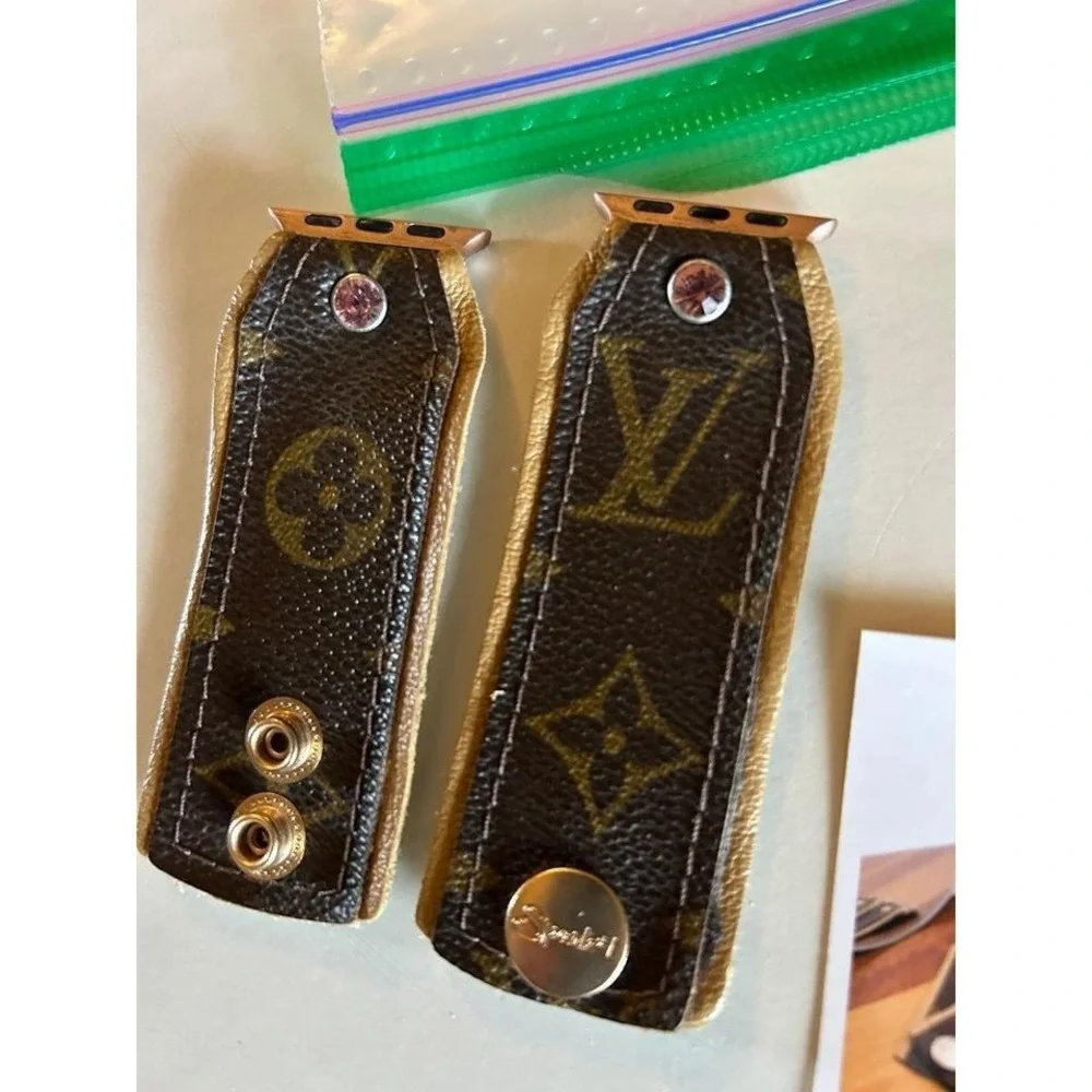 Spark*l Authentic Louis Vuitton Apple Watch Band 38/40/41mm